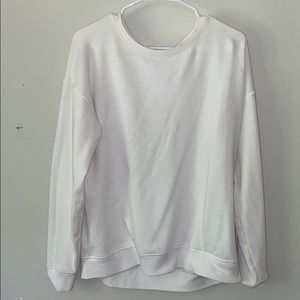 A white long sleeve America eagle plain tee